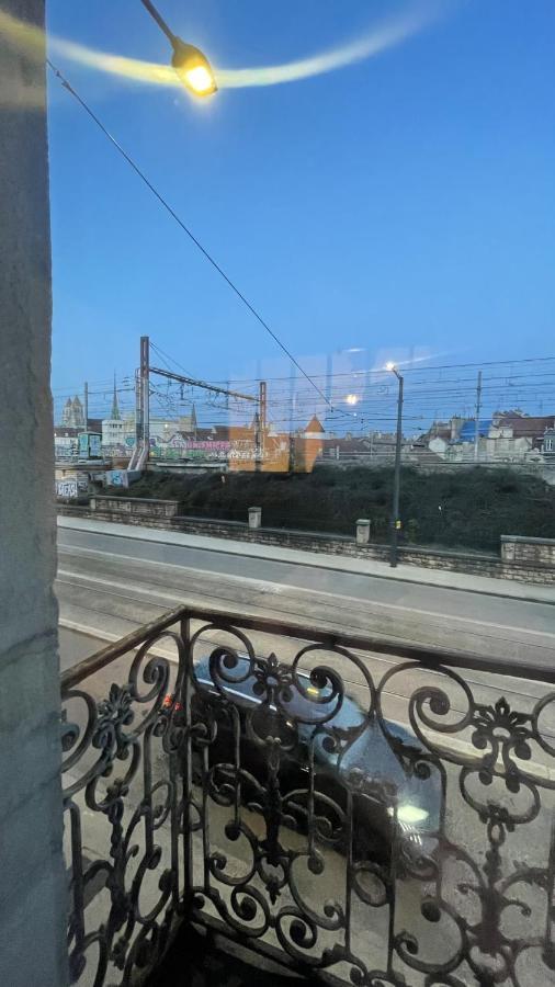Arquebuse Proche Gare Apartment Dijon Bagian luar foto